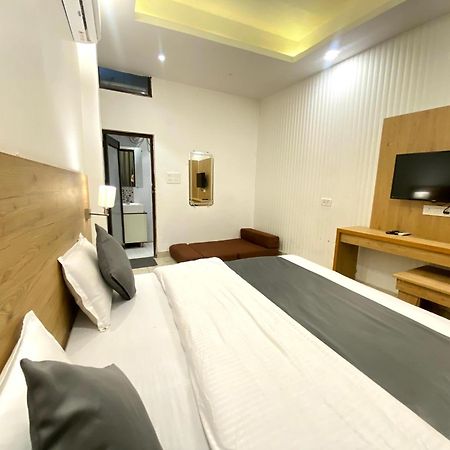 Sonu Guesthouse & Hostel, Rishikesh Exterior photo