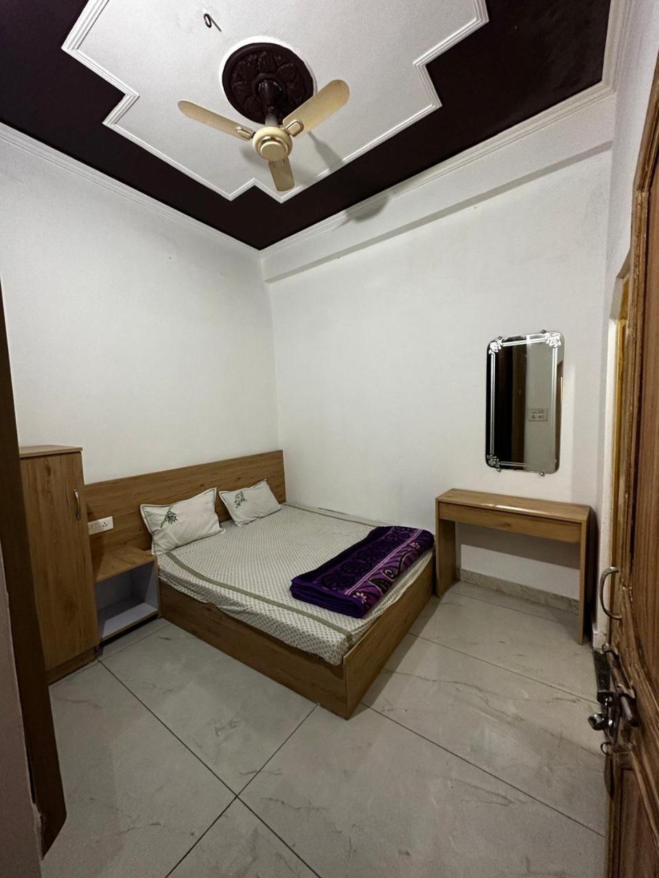 Sonu Guesthouse & Hostel, Rishikesh Room photo