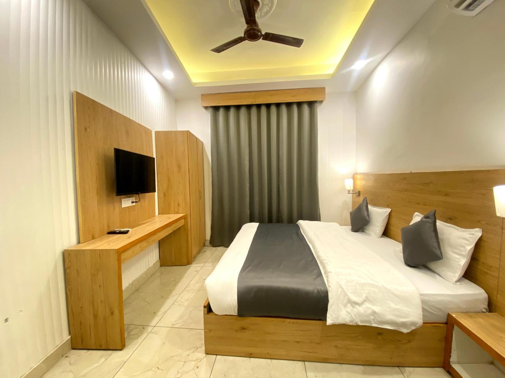 Sonu Guesthouse & Hostel, Rishikesh Exterior photo