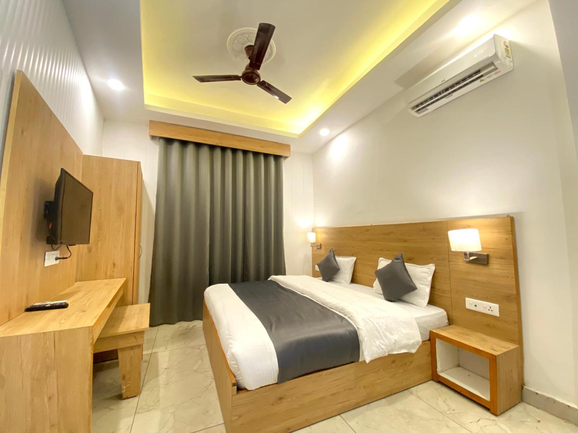 Sonu Guesthouse & Hostel, Rishikesh Exterior photo